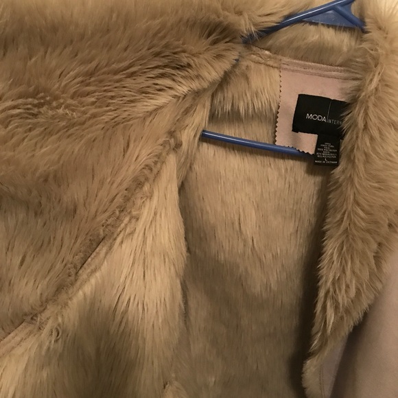 🌈HOST PICK🎉Gorgeous faux fur coat - Picture 6 of 6